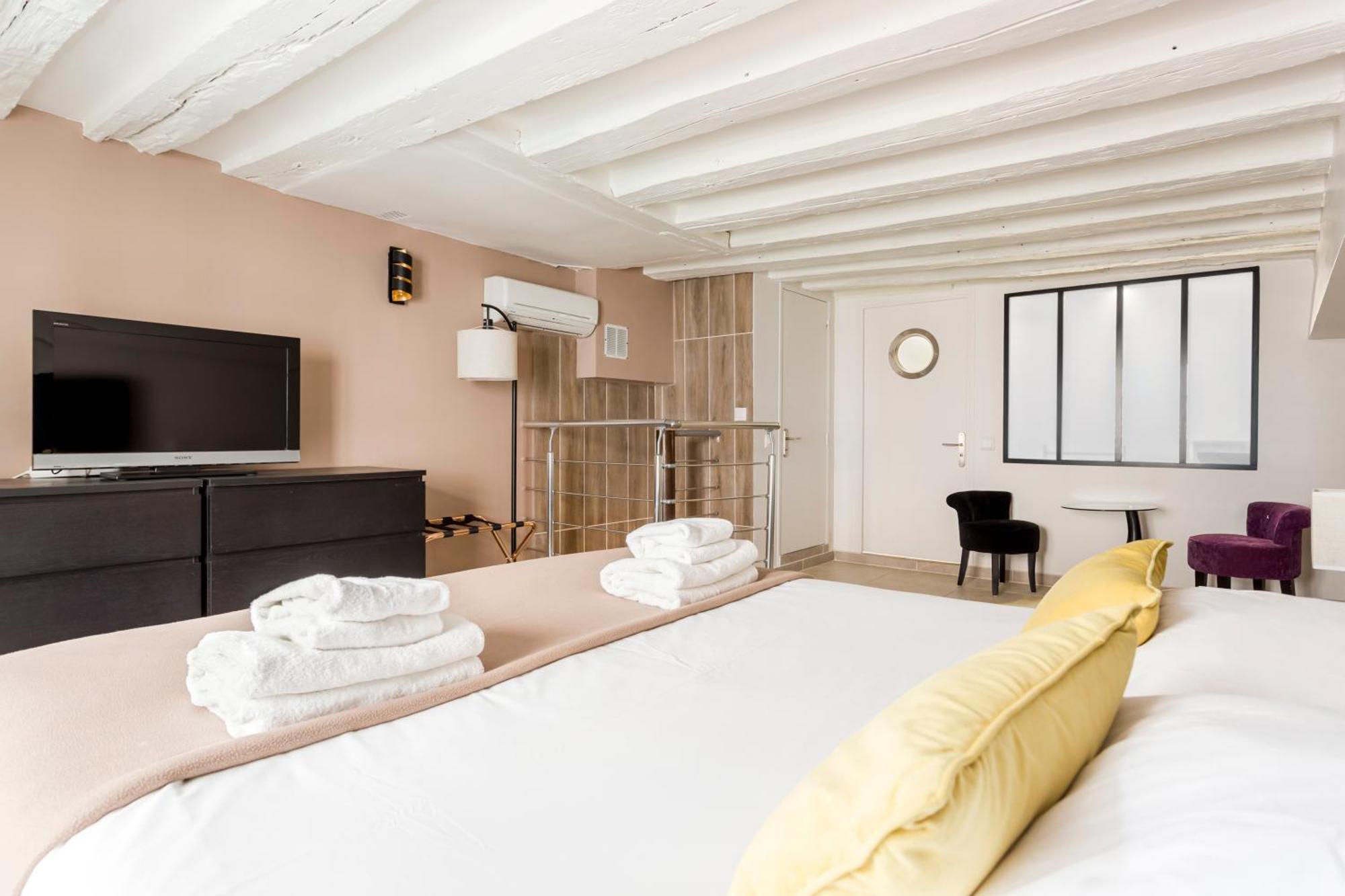 Ferienwohnung Rivoli Vieille Du Temple With Ac Paris Exterior foto